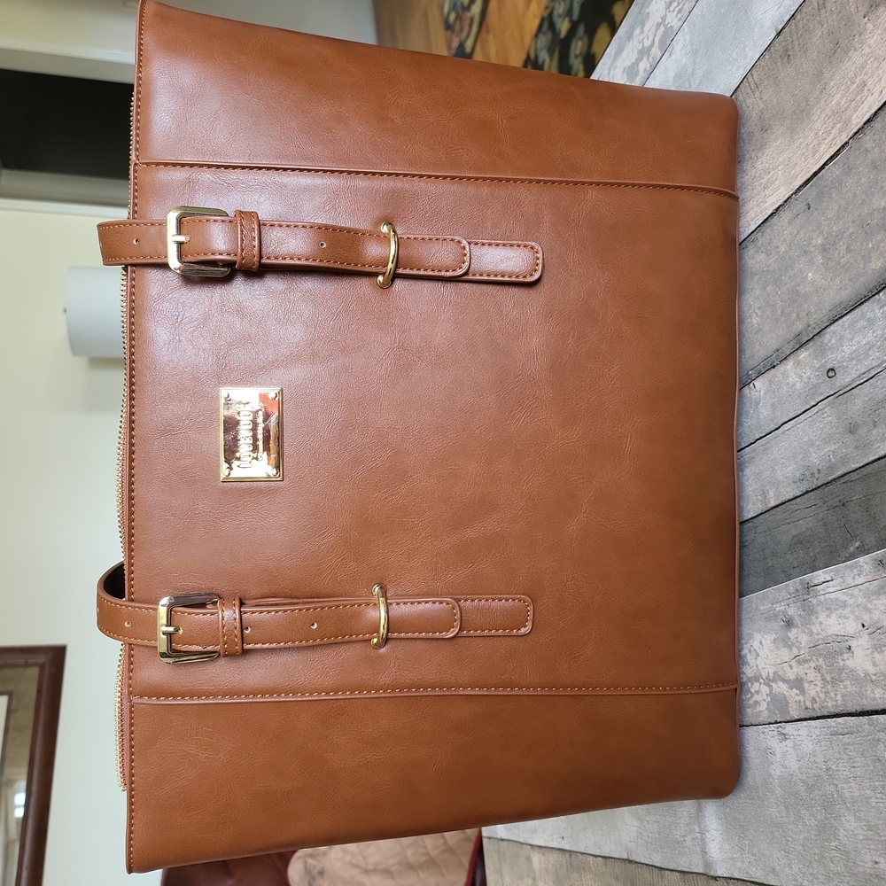 NWT- Brown Lovevook Tote Everyday or working women